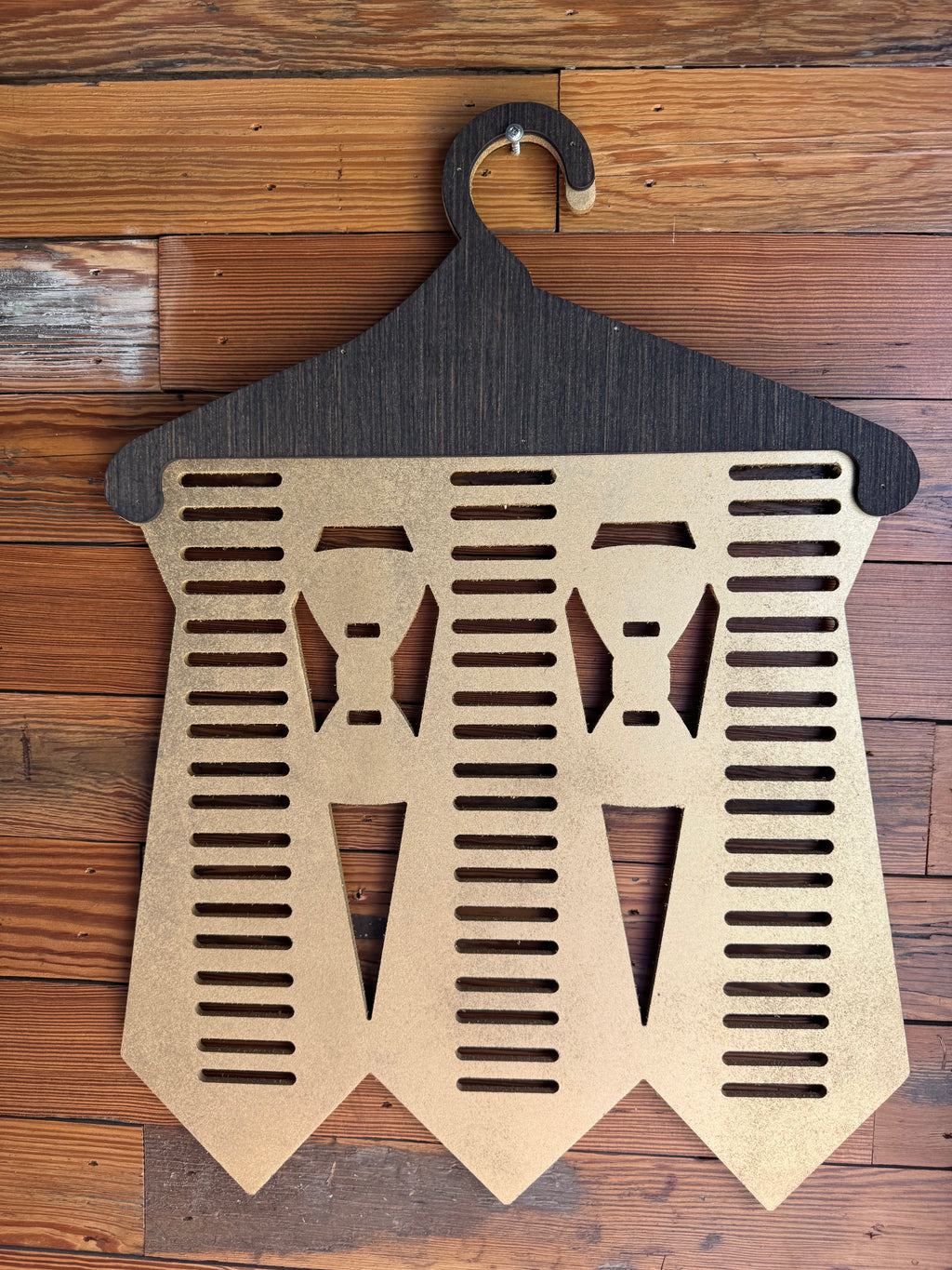Neck Tie Holder/organizer