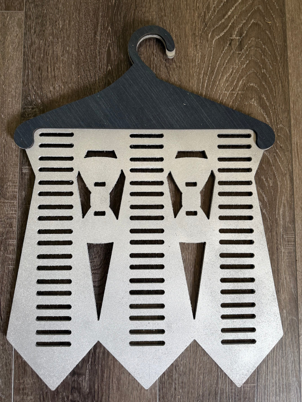 Neck Tie Holder/organizer